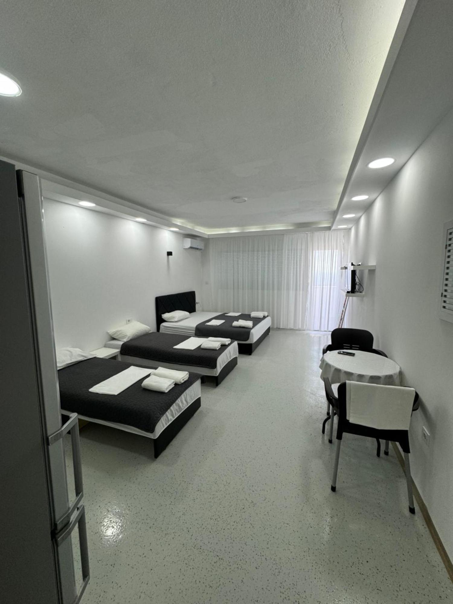 Apartmani Milic Kotor Luaran gambar
