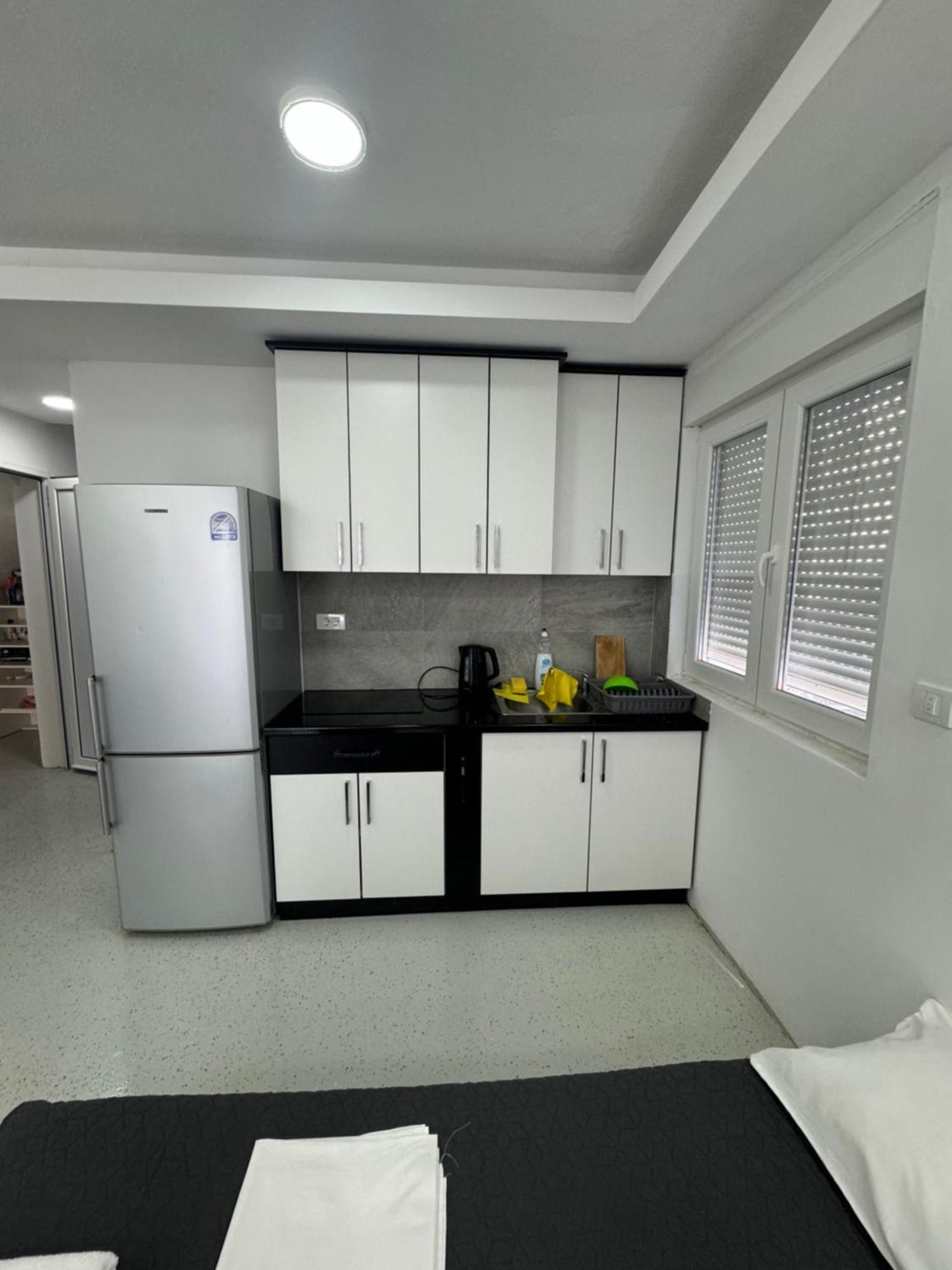 Apartmani Milic Kotor Luaran gambar